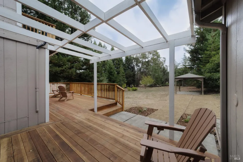 8061 Elphick Road Sebastopol, CA 95472