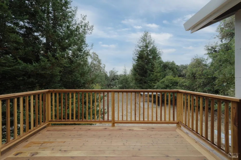 8061 Elphick Road Sebastopol, CA 95472