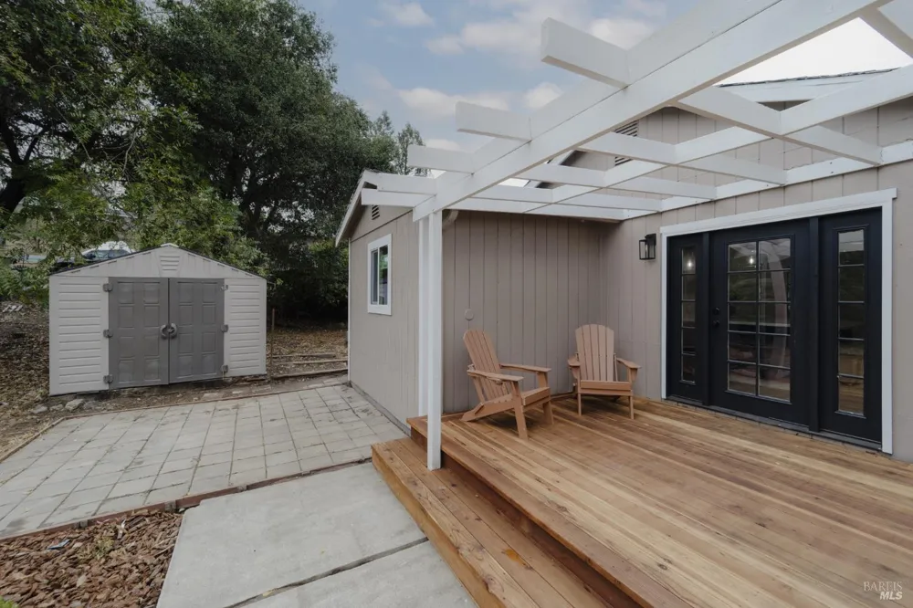 8061 Elphick Road Sebastopol, CA 95472