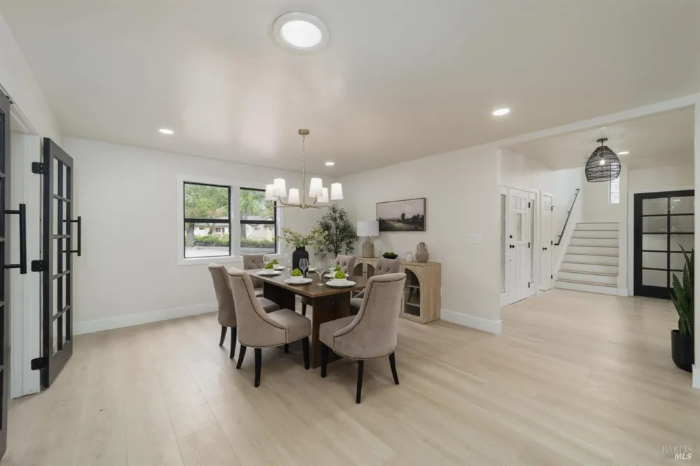 8061 Elphick Road Sebastopol, CA 95472
