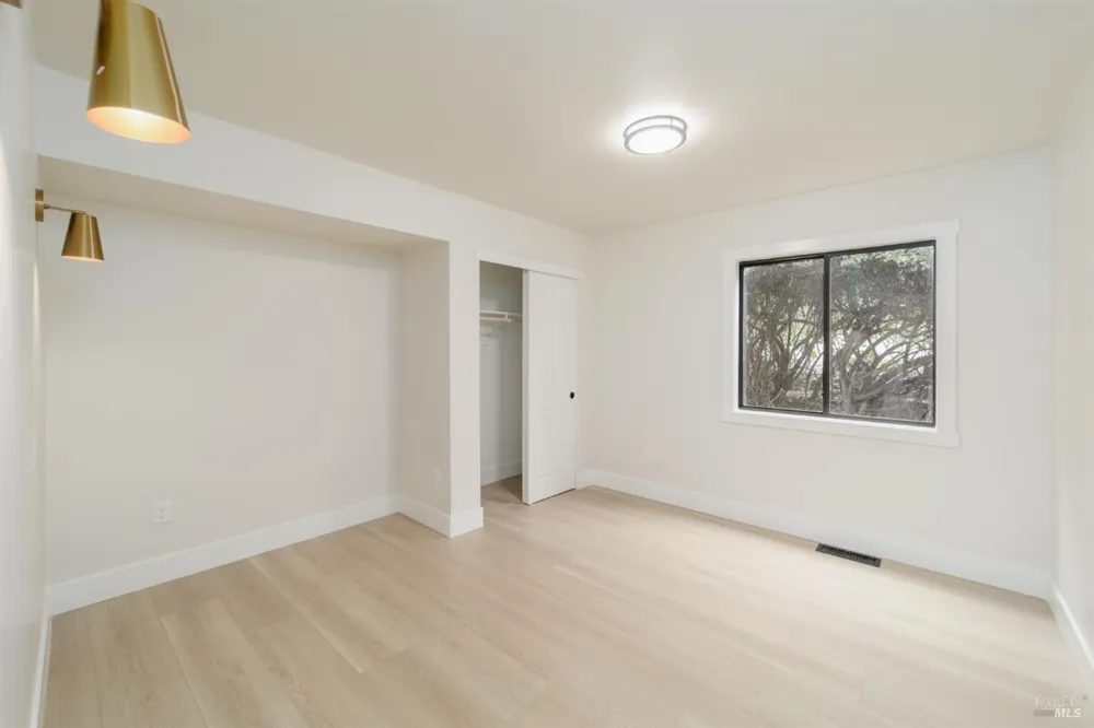 8061 Elphick Road Sebastopol, CA 95472