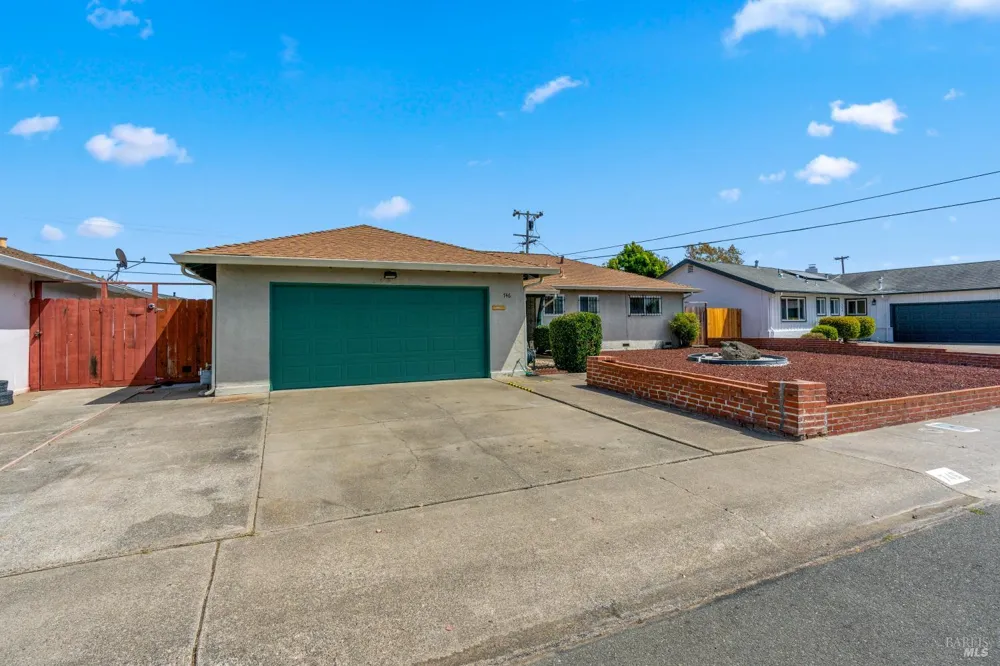 746 Tobin Drive W Vallejo, CA 94589