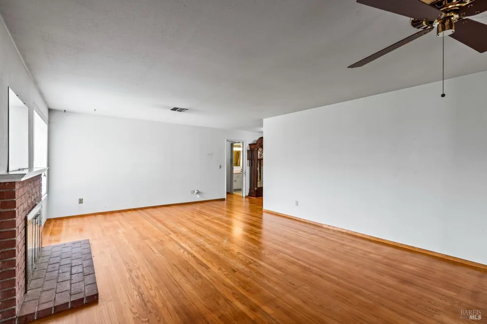 746 Tobin Drive W Vallejo, CA 94589