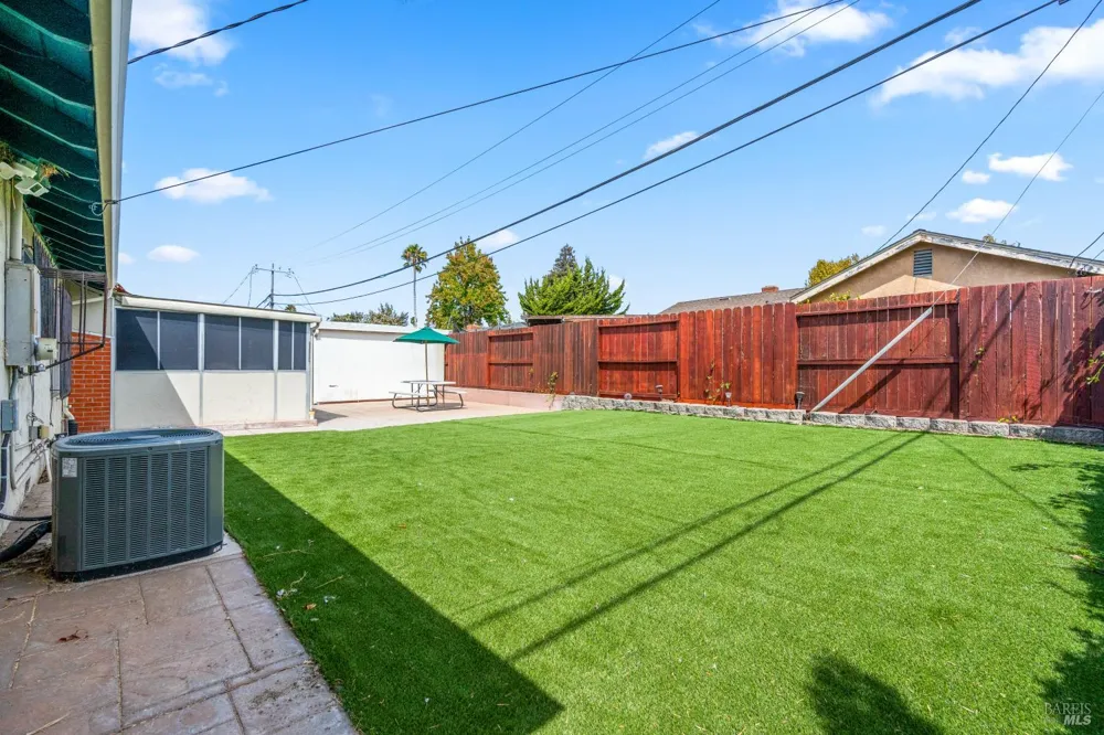 746 Tobin Drive W Vallejo, CA 94589