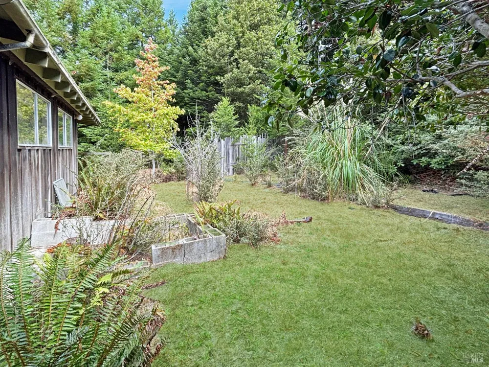 30000 Fort Bragg Sherwood Road Fort Bragg, CA 95437