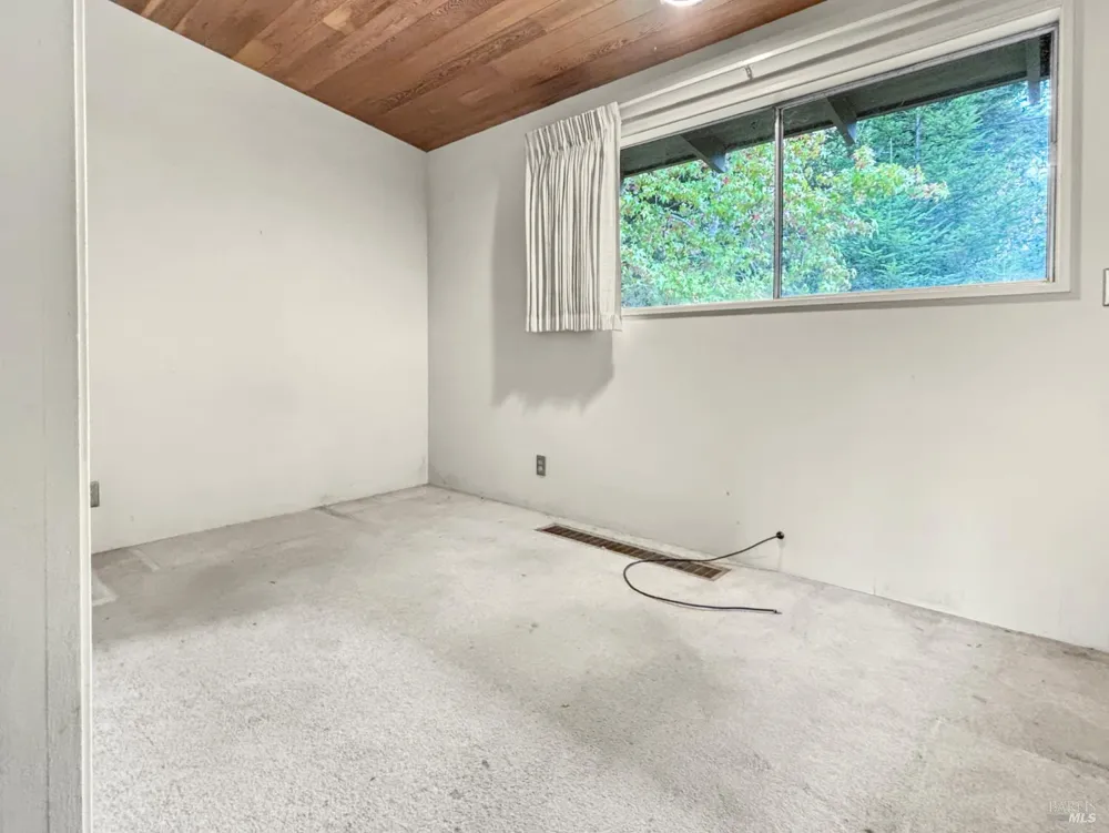 30000 Fort Bragg Sherwood Road Fort Bragg, CA 95437
