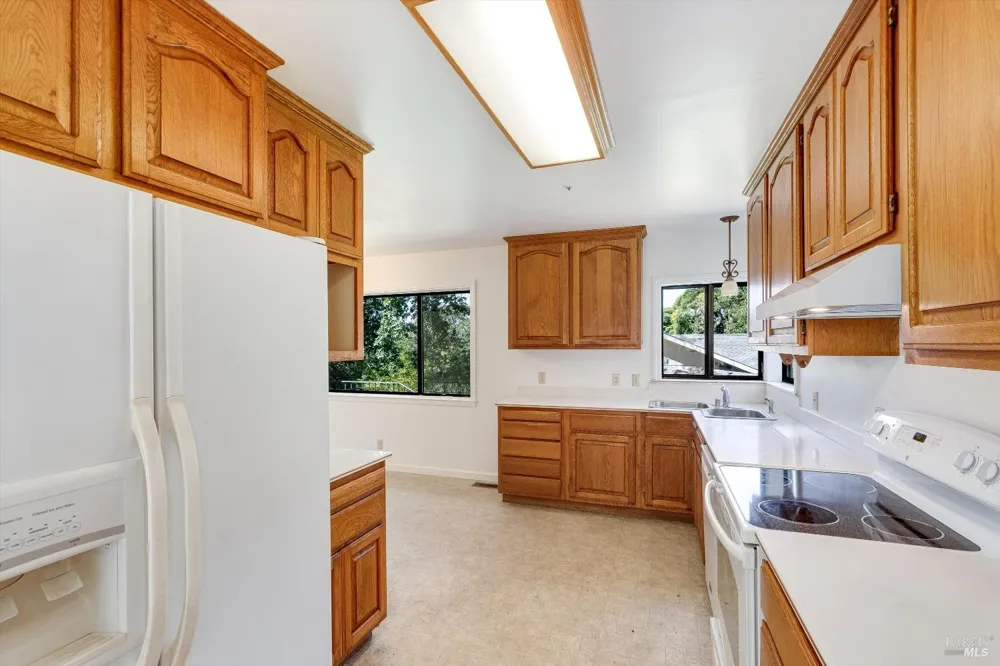 303 Ashlar Drive Napa, CA 94558