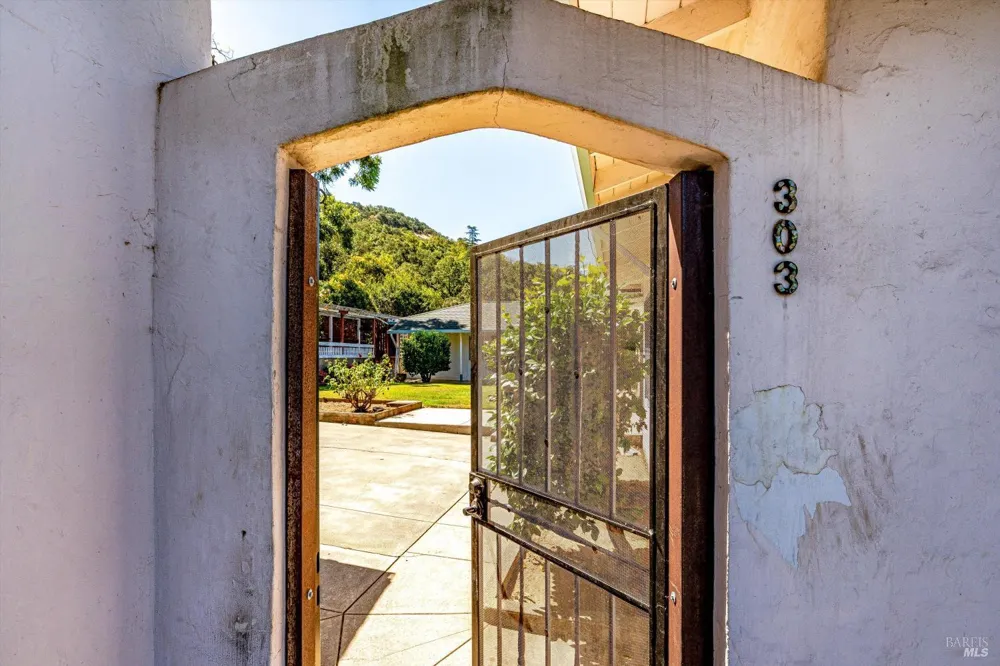 303 Ashlar Drive Napa, CA 94558