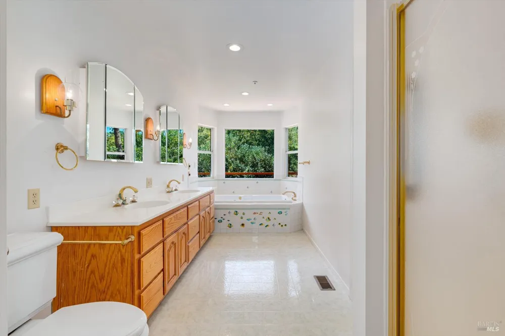 303 Ashlar Drive Napa, CA 94558