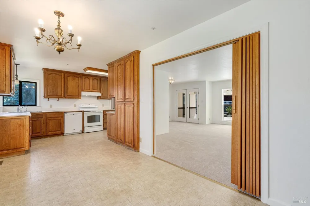 303 Ashlar Drive Napa, CA 94558