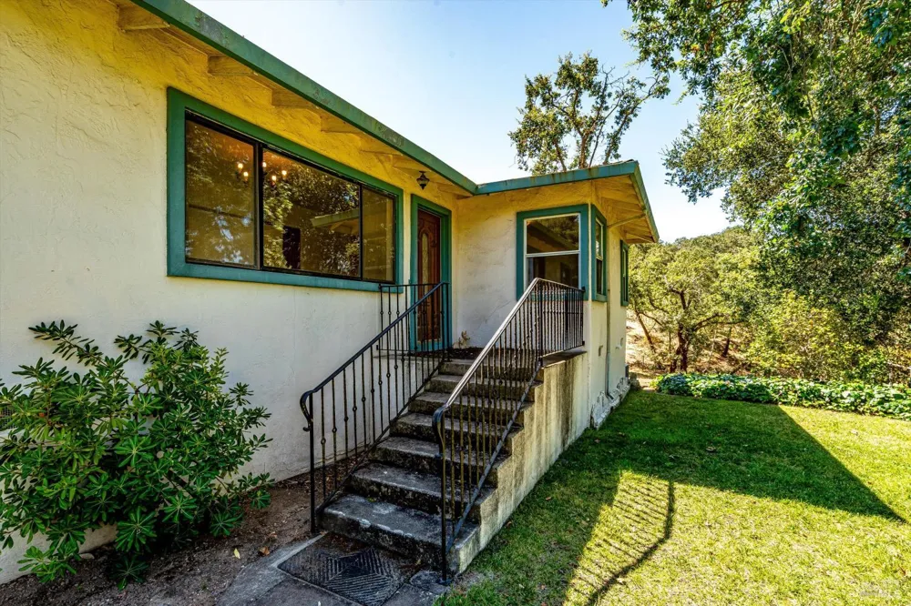 303 Ashlar Drive Napa, CA 94558