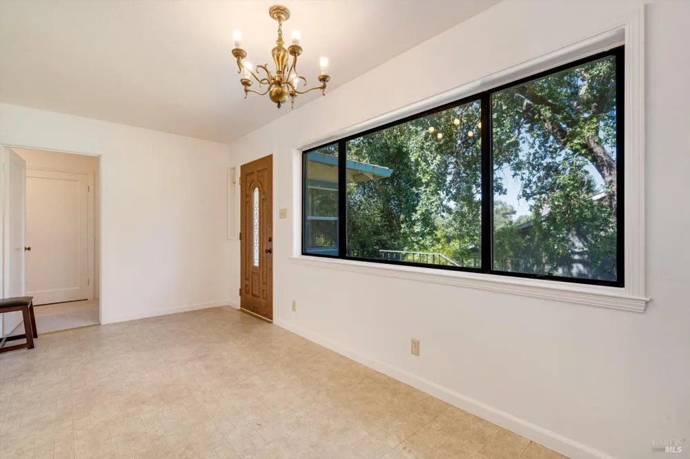 303 Ashlar Drive Napa, CA 94558