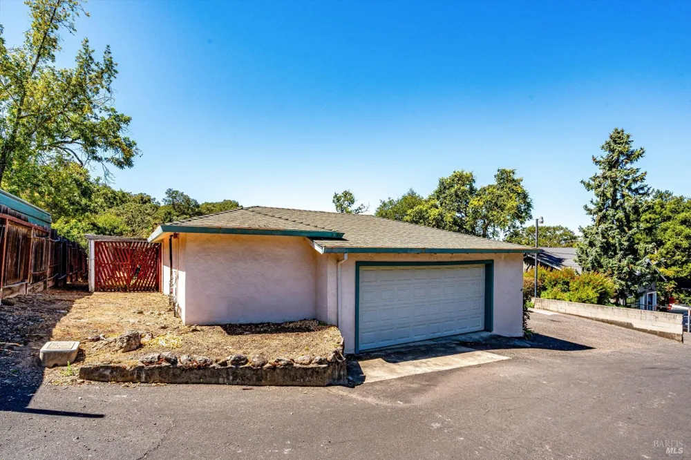 303 Ashlar Drive Napa, CA 94558