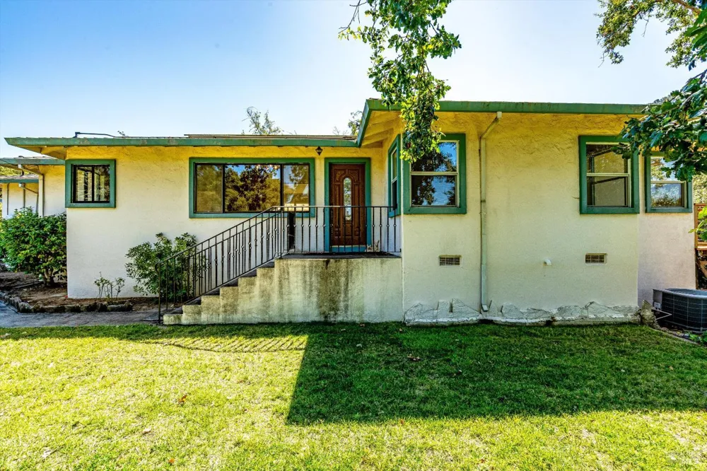 303 Ashlar Drive Napa, CA 94558