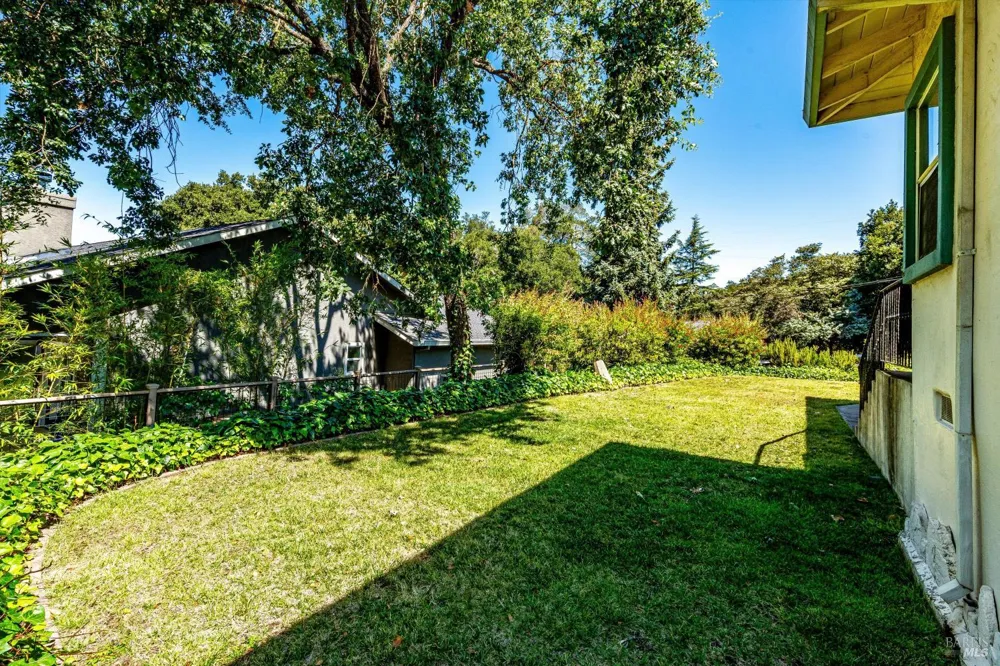303 Ashlar Drive Napa, CA 94558