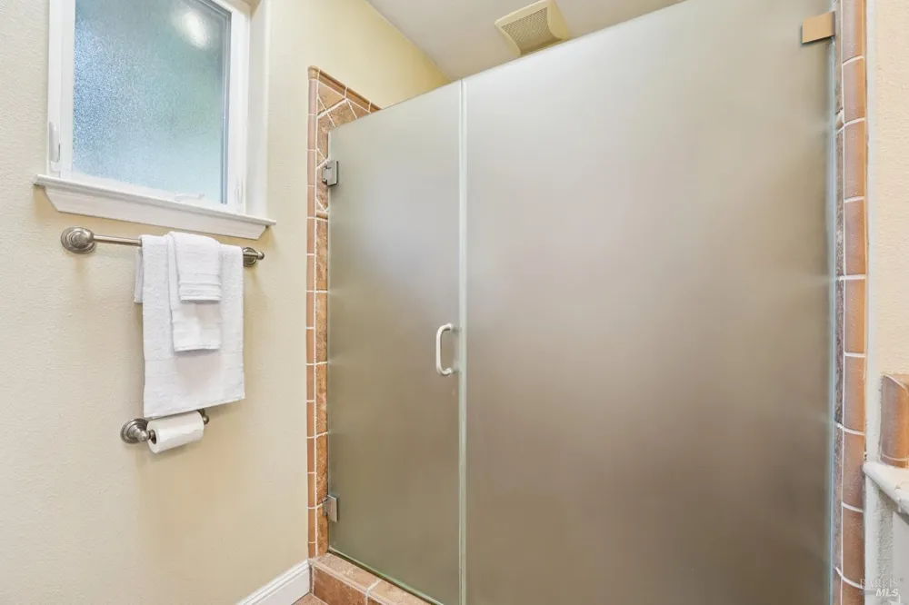 22585 Sylvan Way Monte Rio, CA 95462
