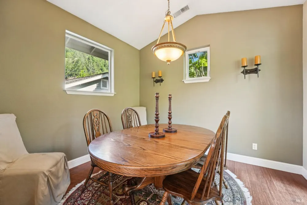 22585 Sylvan Way Monte Rio, CA 95462