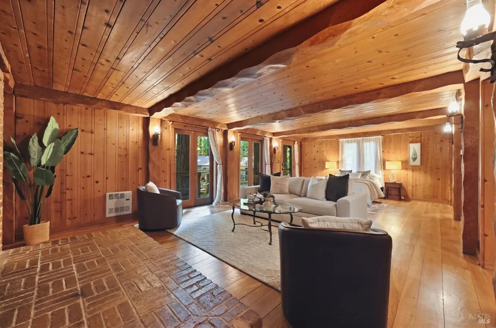 11 Shady Lane Larkspur, CA 94939