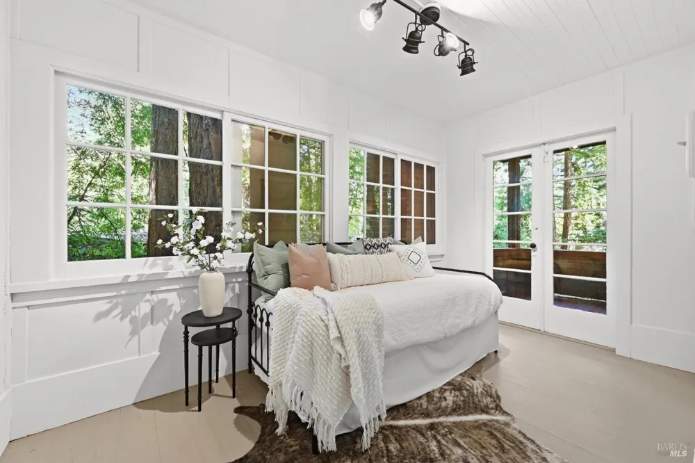 11 Shady Lane Larkspur, CA 94939
