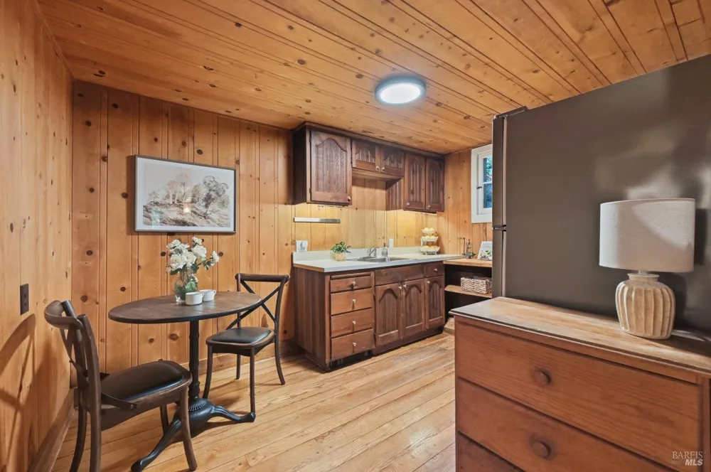 11 Shady Lane Larkspur, CA 94939