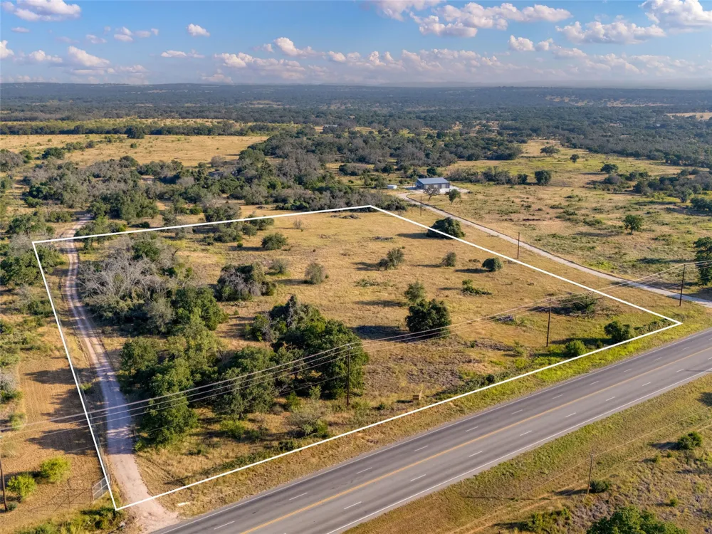 7994 US Highway 290 Johnson City, TX 78636