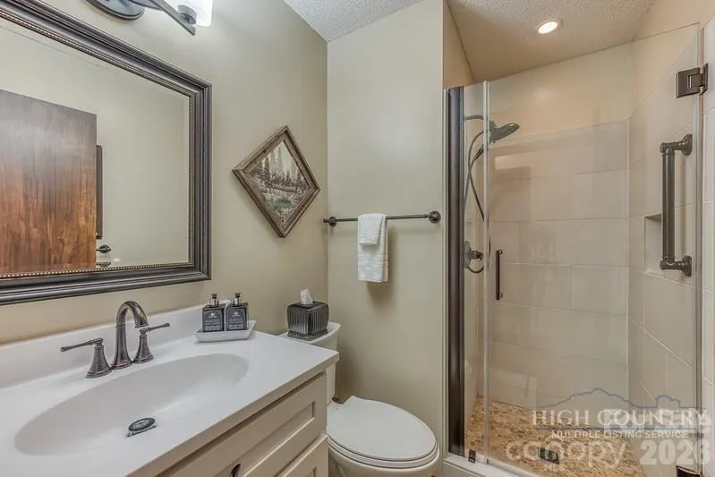 76 Whispering Pine Loop Newland, NC 28657