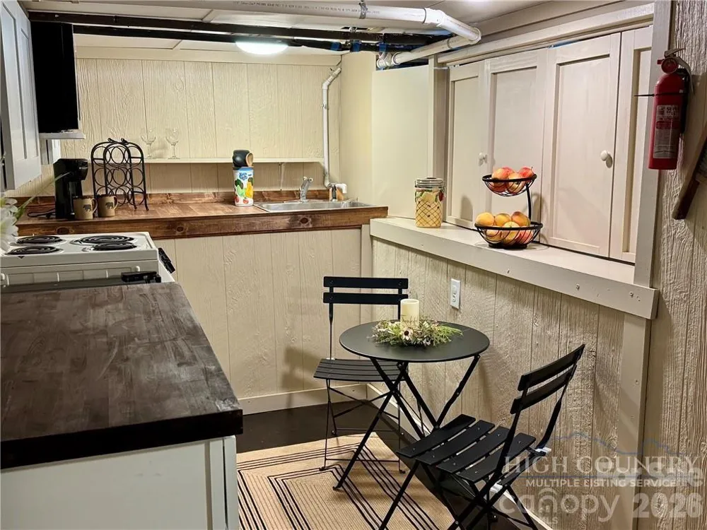 76 Whispering Pine Loop Newland, NC 28657