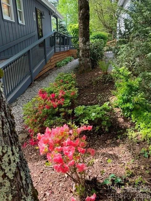 76 Whispering Pine Loop Newland, NC 28657