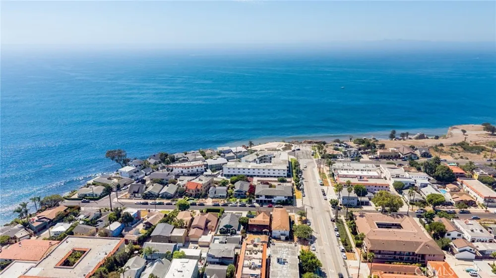 456 W 40th San Pedro, CA 90731