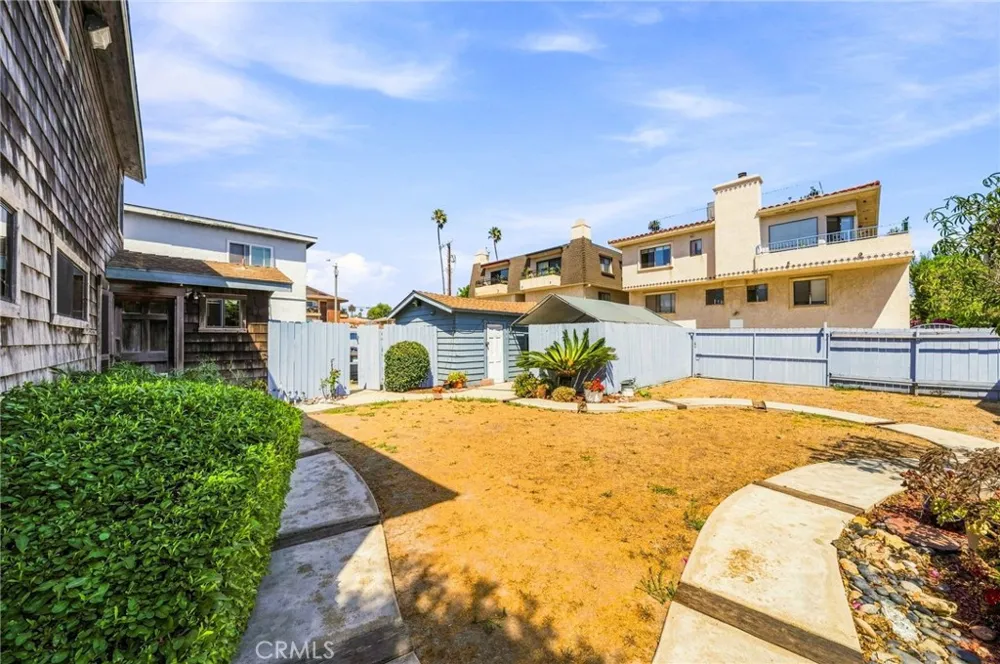 456 W 40th San Pedro, CA 90731