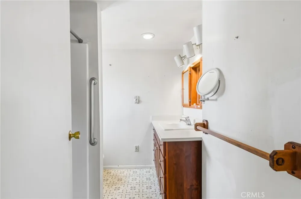 456 W 40th San Pedro, CA 90731