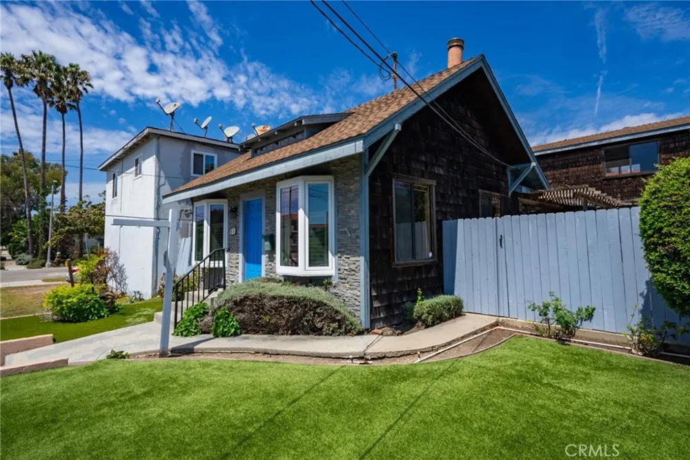 456 W 40th San Pedro, CA 90731