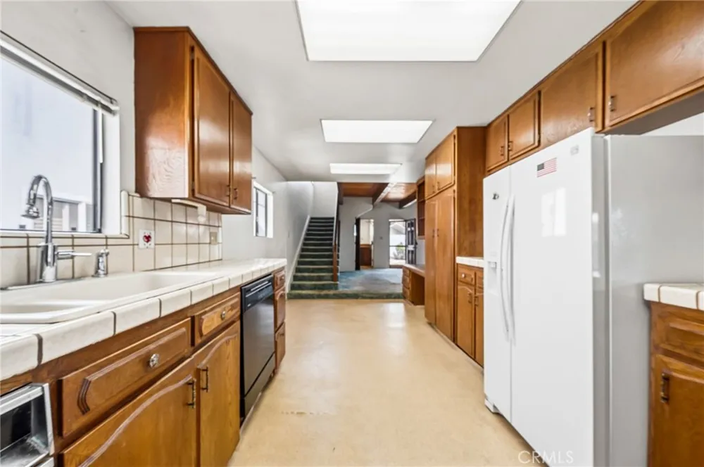 456 W 40th San Pedro, CA 90731