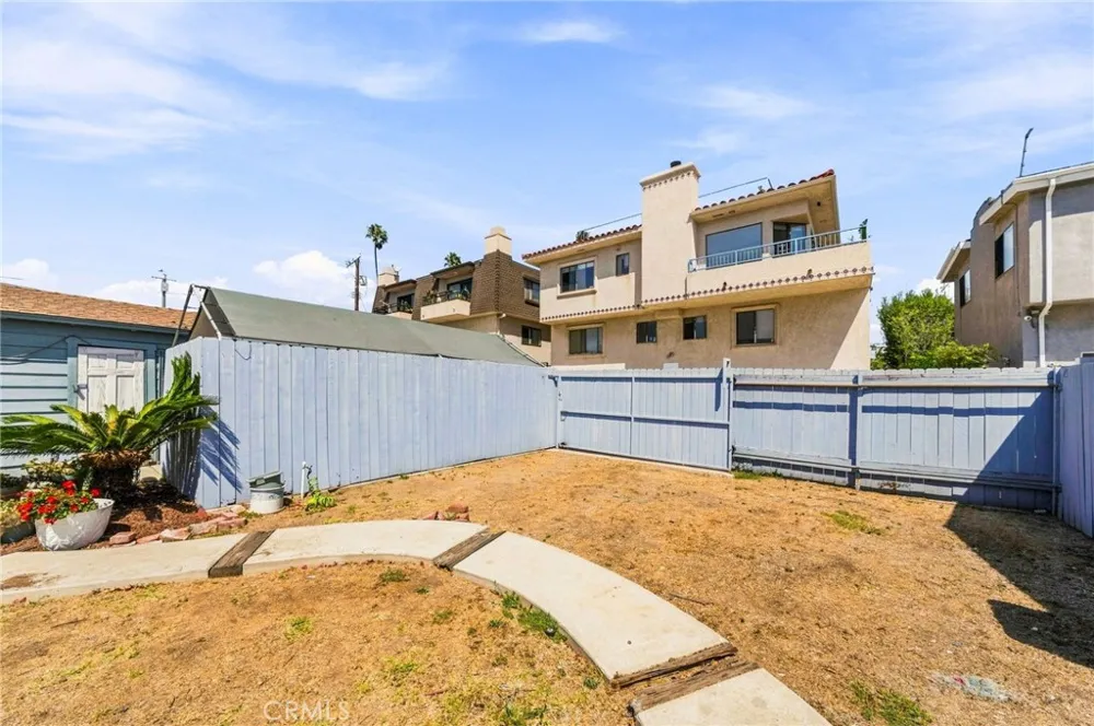 456 W 40th San Pedro, CA 90731