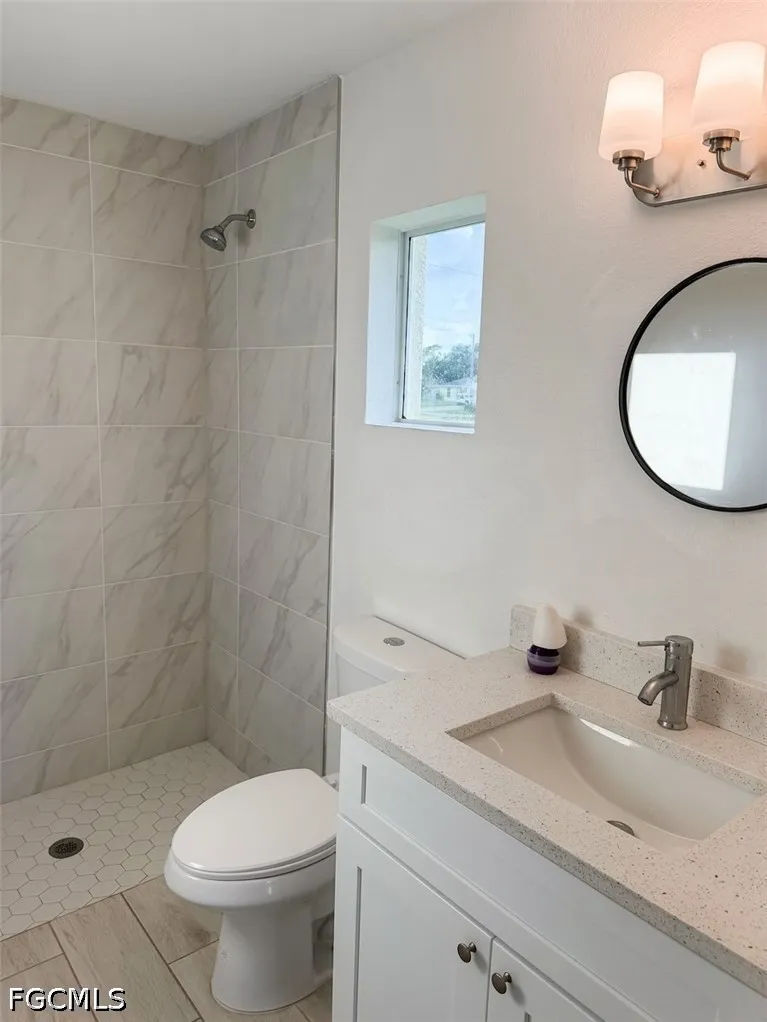 NE 36th Lane Cape Coral, FL 33909