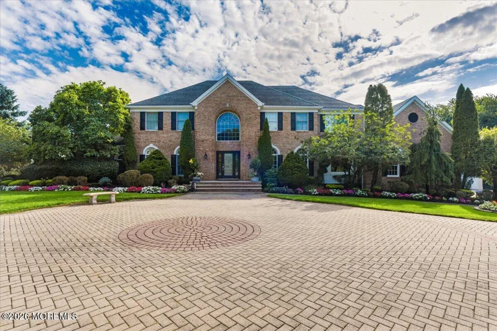 2 Cindy Court Holmdel, NJ 07733