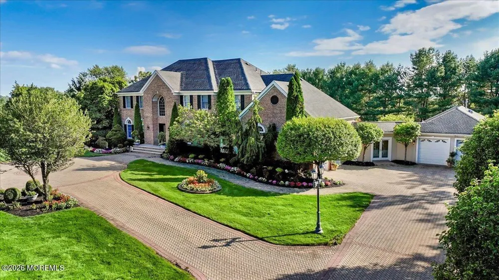 2 Cindy Court Holmdel, NJ 07733