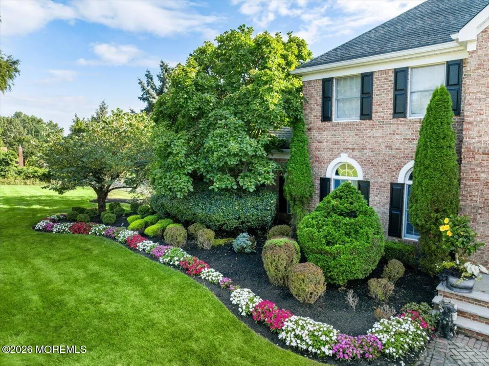 2 Cindy Court Holmdel, NJ 07733