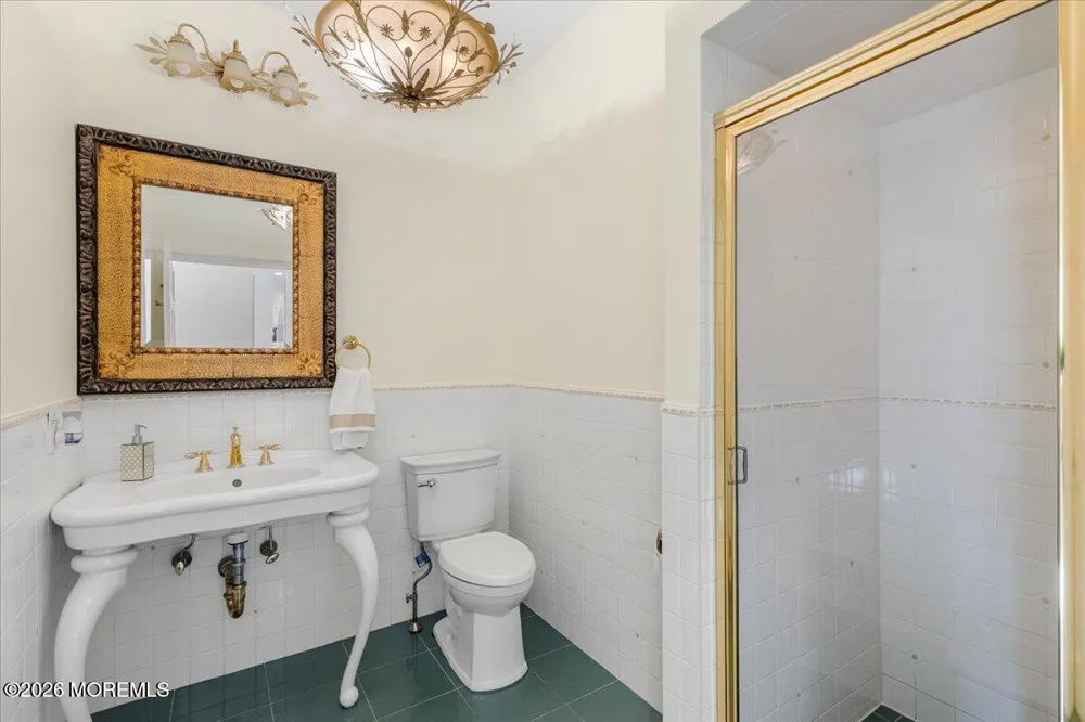 2 Cindy Court Holmdel, NJ 07733