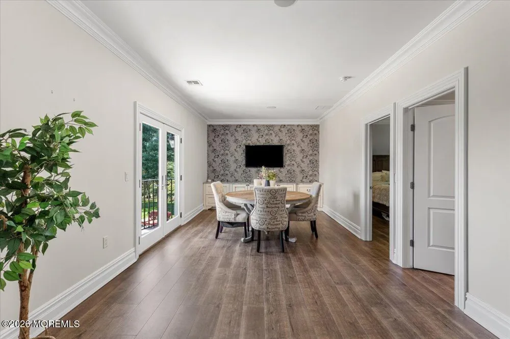 2 Cindy Court Holmdel, NJ 07733