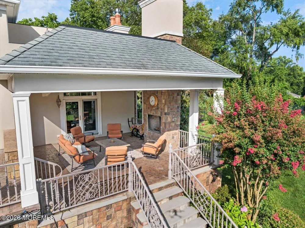 2 Cindy Court Holmdel, NJ 07733