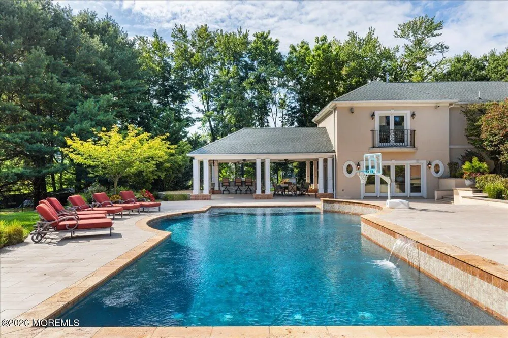 2 Cindy Court Holmdel, NJ 07733