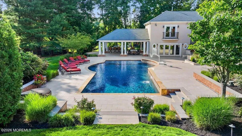 2 Cindy Court Holmdel, NJ 07733