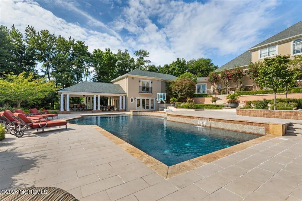 2 Cindy Court Holmdel, NJ 07733