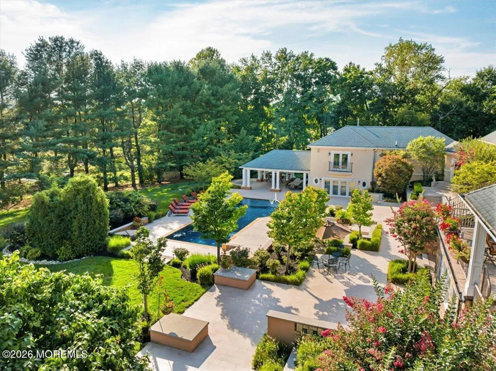 2 Cindy Court Holmdel, NJ 07733