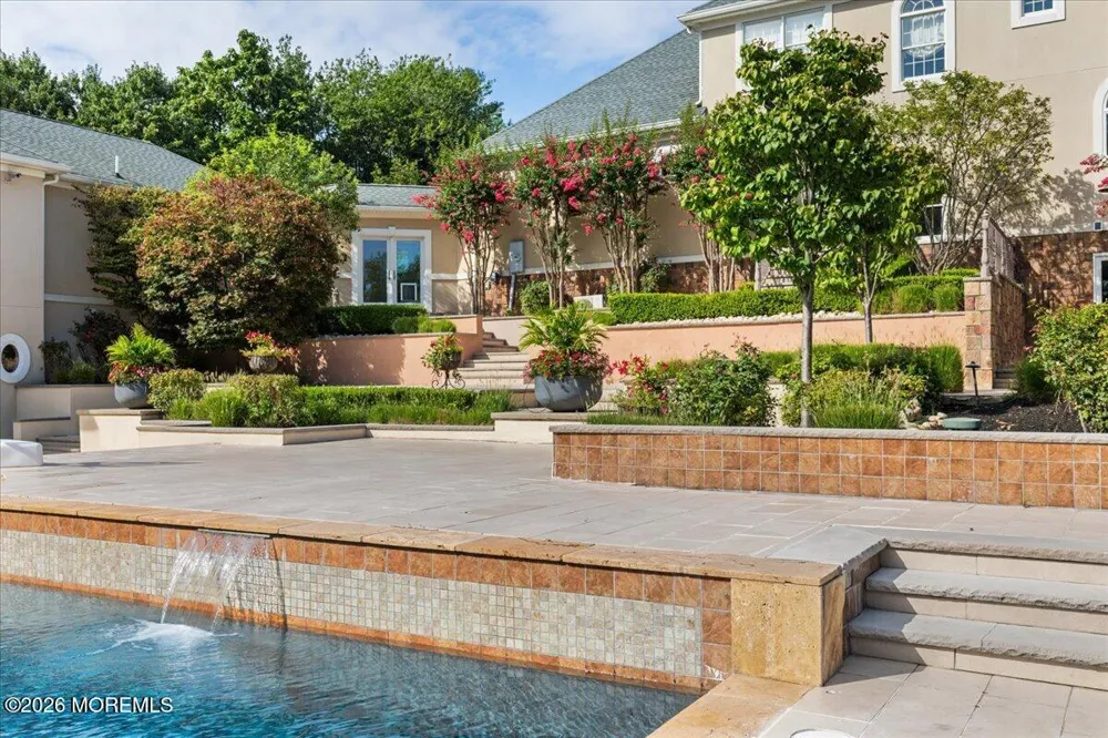 2 Cindy Court Holmdel, NJ 07733