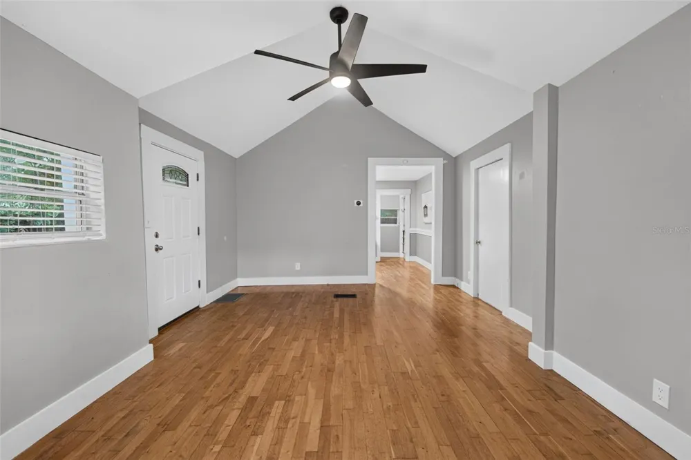 1627 E CONCORD STREET Orlando, FL 32803
