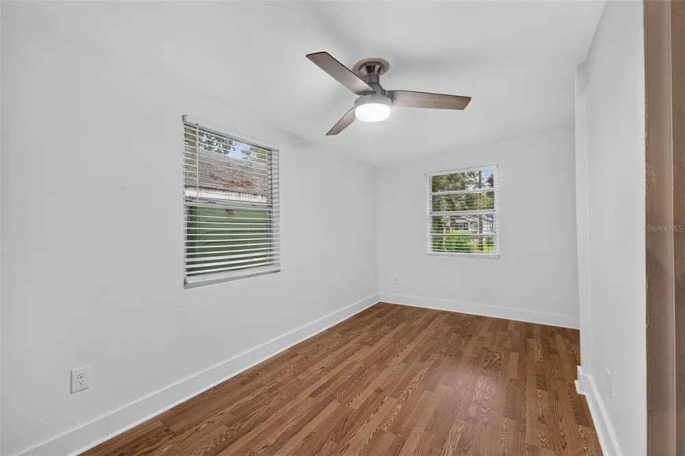 1627 E CONCORD STREET Orlando, FL 32803