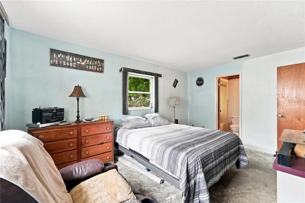 547 EVERETT STREET Deltona, FL 32725
