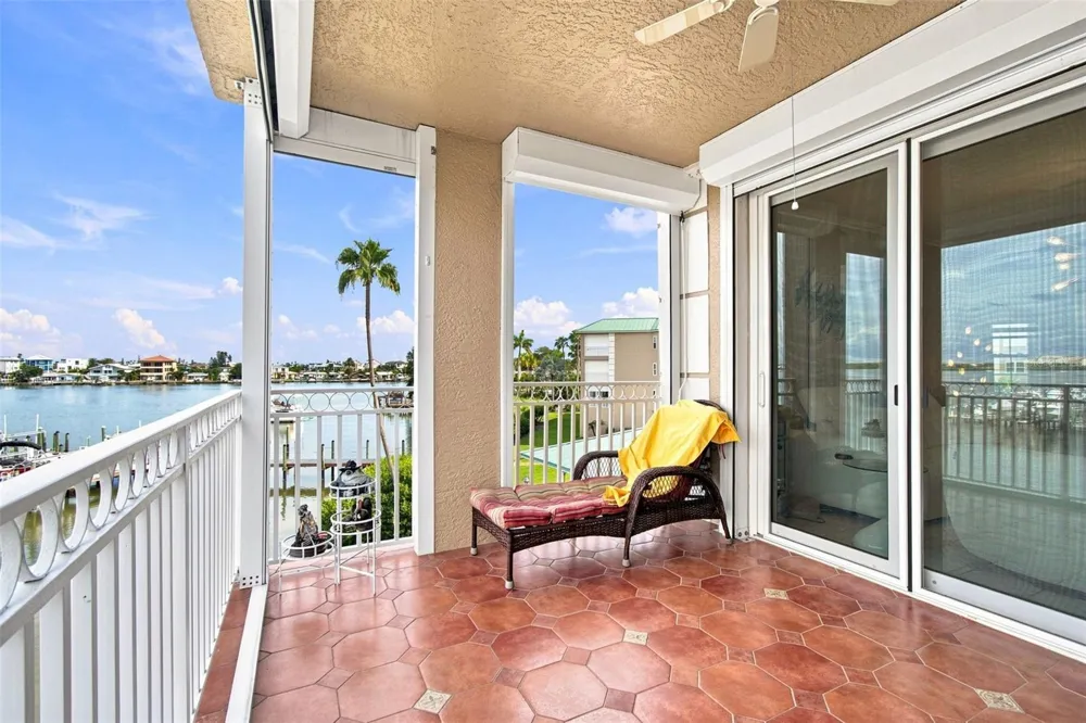 399 150TH AVENUE #205 Madeira Beach, FL 33708